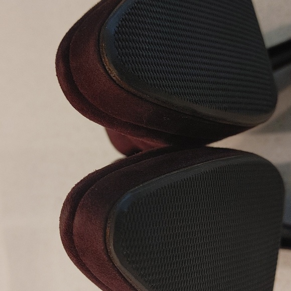 YSL Brown suede heels. Size 6.0 - Picture 7 of 10